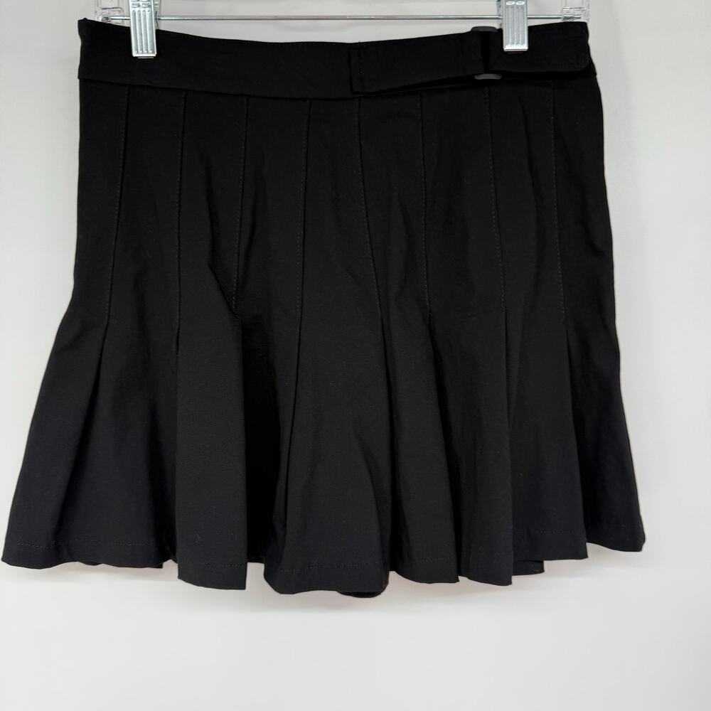 Poster Girl Burn Book Pleated Skirt Women's Size M Black Mini Adjustable Belt